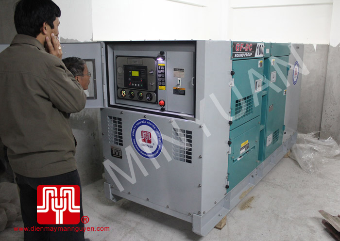 The set of 100KVA Cummins soundproof Generator  was delivered to customer in Ha Noi on 2011 December 19th