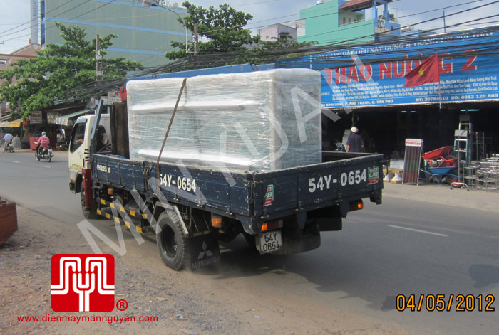 The set of 100KVA Cummins soundproof Generator was delivered to customer in Ho Chi Minh on 2012 May 4th