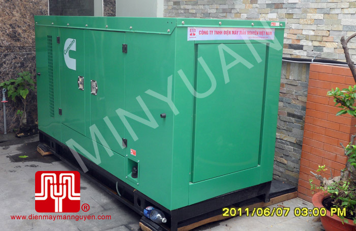 The set of 60KVA Cummins soundproof Generator was delivered to customer in Ho Chi Minh on 2011 June 07th