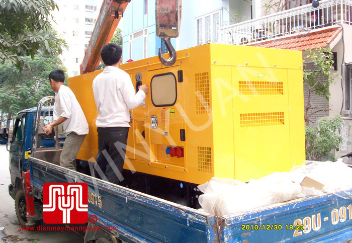 The Cummins soundproof generator was delivered to customer in Ha Noi on 2010 December 30th